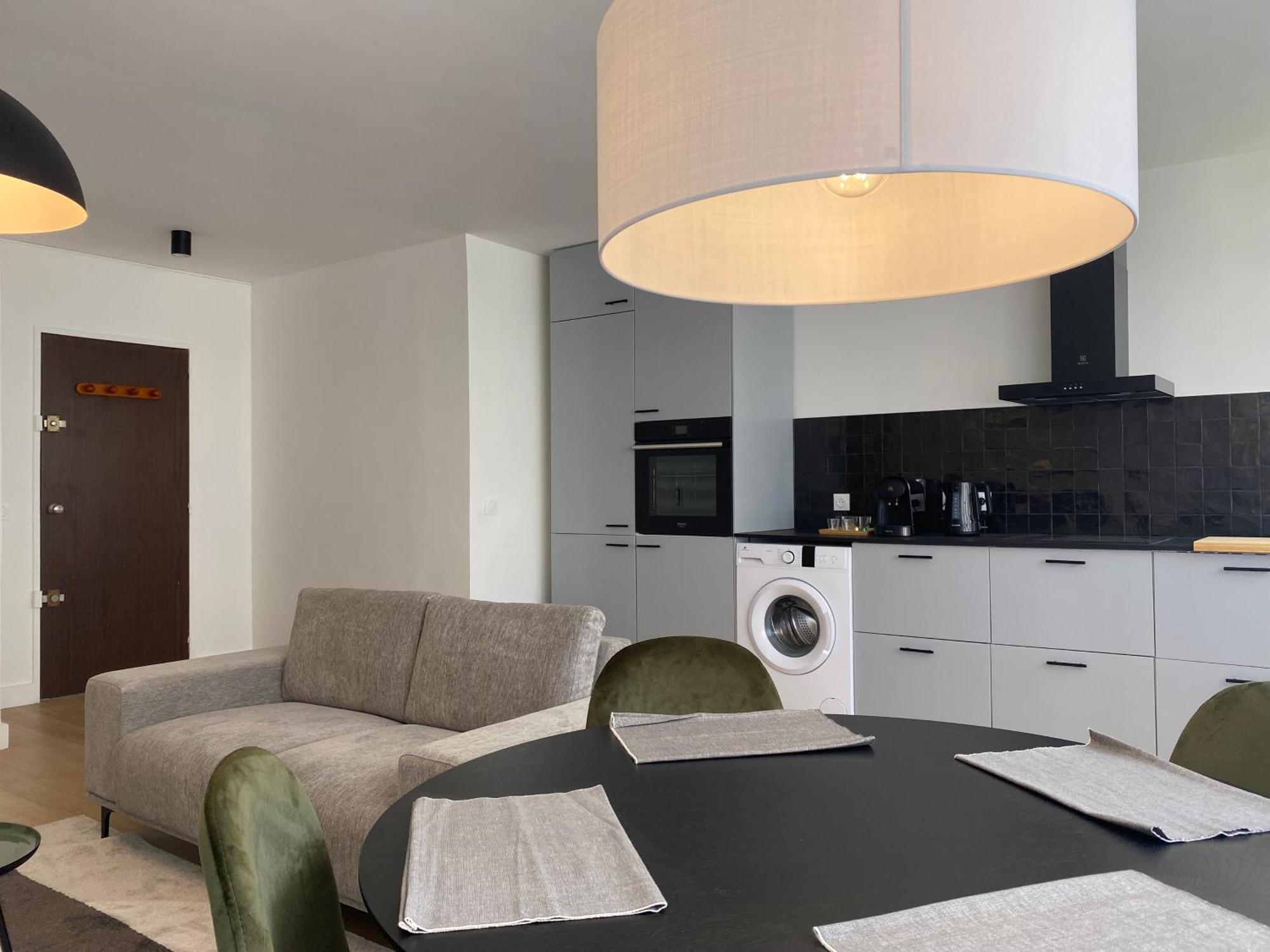Le Chaleureux Apartment Франконвил Екстериор снимка
